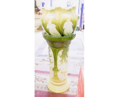 Leeds Art Pottery Jardiniere Stand and Planter, Art Nouveau design c1890 (hairline to planter). 