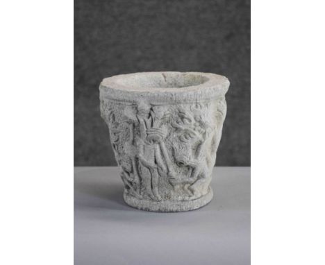 A cast concrete figural design garden planter.
H.18 Diameter. 19cm. 