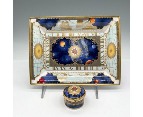 To celebrate the Millenium 2000 AD this celestial design was created and applied to the dish, as well as the trinket box. Pla