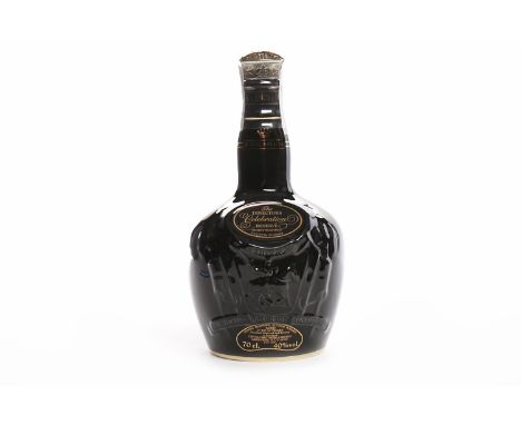 ROYAL SALUTE DIRECTORS CELEBRATION RESERVE AGED 15 TO 30 YEARSBlended Scotch Whisky. 70cl, 40% volume, in black Wade ceramic 
