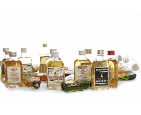 LOT OF 28 FLAT-BOTTLE SINGLE MALT SCOTCH WHISKY MINIATURESTo include Talisker G&M 100° proof, Clynelish Ainslie & Heilbron 70