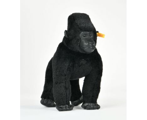 Steiff, Gorilla 062261, 35 cm, Replika, mit Knopf + Fahne, Z 1