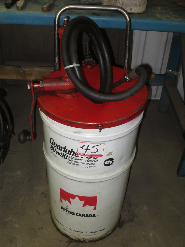 UNIVERSAL HAND 80W 90 GEAR OIL PUMP UNIT