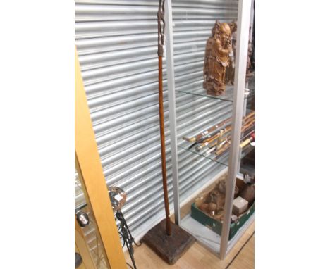 Victorian pole with clip, possibly lamp lighters pole