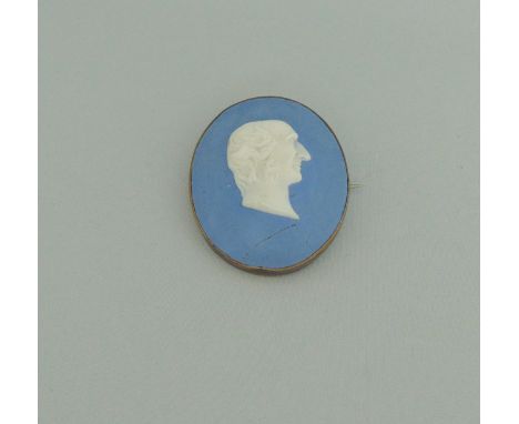 A WEDGEWOOD JASPERWARE PORTRAIT MEDALLION, FEATURING SIR WILLIAM JACKSON HOOKER, ENGLISH BOTANIST AND BOTANICAL ILLUSTRATOR. 