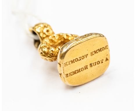 A gold seal fob with intaglio message, total gross weight approx 11.2gms
