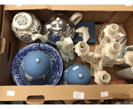 A pair of Wedgwood jasper ware hanging globe planters, Radford ginger jar and cover, Capodimante centrepiece etc (1 box)