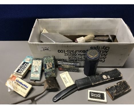 BOX OF VINTAGE SHAVING ITEMS INCLUDING BLADES ETC