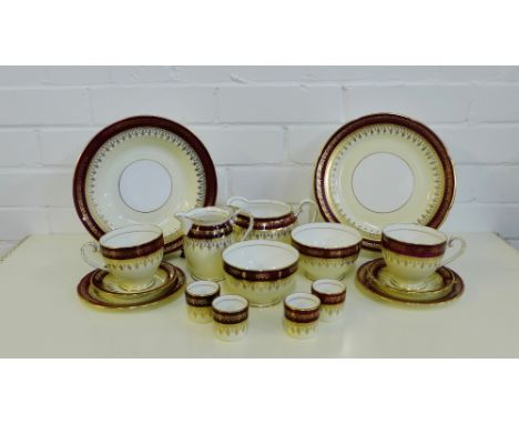 A quantity of Hayward's Balmoral Grafton bone china table wares to include eight dinner plates, eight side plates, eight larg