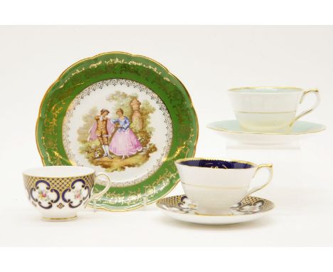 A collection of various ceramic wares, to include Aynsley coffee cups and saucers, napkin rings, side plates, etc