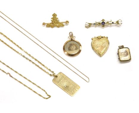 A collection of gold jewellery, to include a 9ct gold single diamond calendar pendant, marked August, on a gilt chain, approx