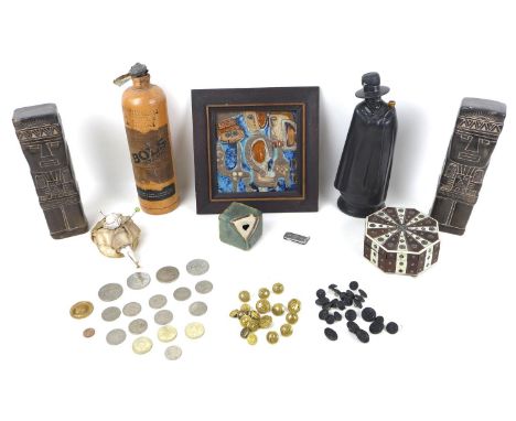 A group of collectables and coins, including forty three brass and ebonised Royal Thames Yacht Club buttons, a Sandeman's Por