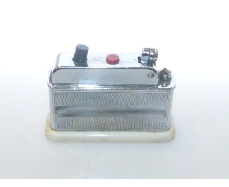Pressto vintage lighter