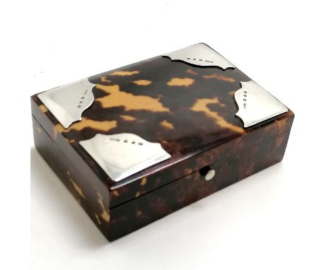 Antique tortoiseshell veneered silver mounted jewellery / ring box - 11cm x 7.5cm x 3.5cm Condition reportLosses to veneer in