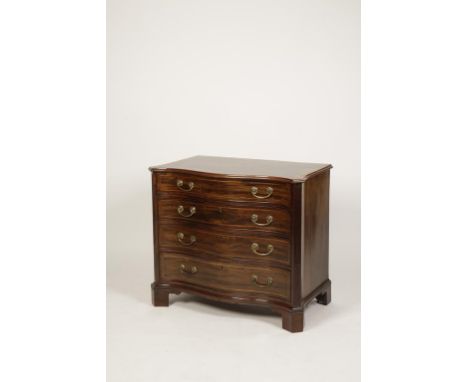A GEORGE III MAHOGANY SERPENTINE FRONTED CHEST OF DRAWERS, the shaped top with satinwood and mahogany crossbanding, above a f