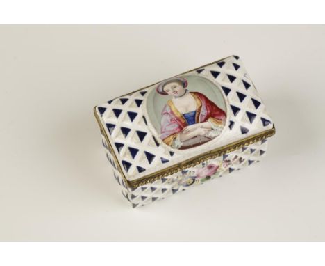 A BATTERSEA BILSTON ENAMEL TABLE SNUFF BOX, the hinged lid with gilt metal mounts and decorated with a portrait of a lady wea