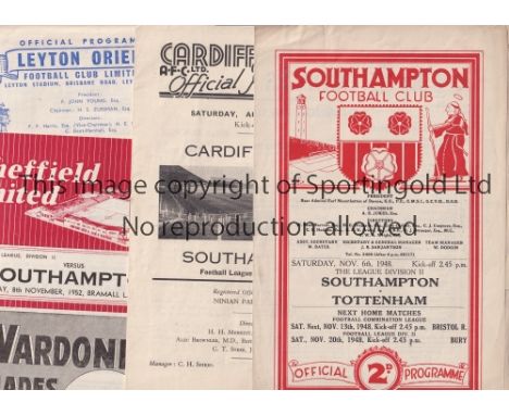 SOUTHAMPTON Five Southampton programmes. Home v Tottenham 1948/49 (4 Page) and 4 aways at Cardiff City 1949/49, Sheffield Uni