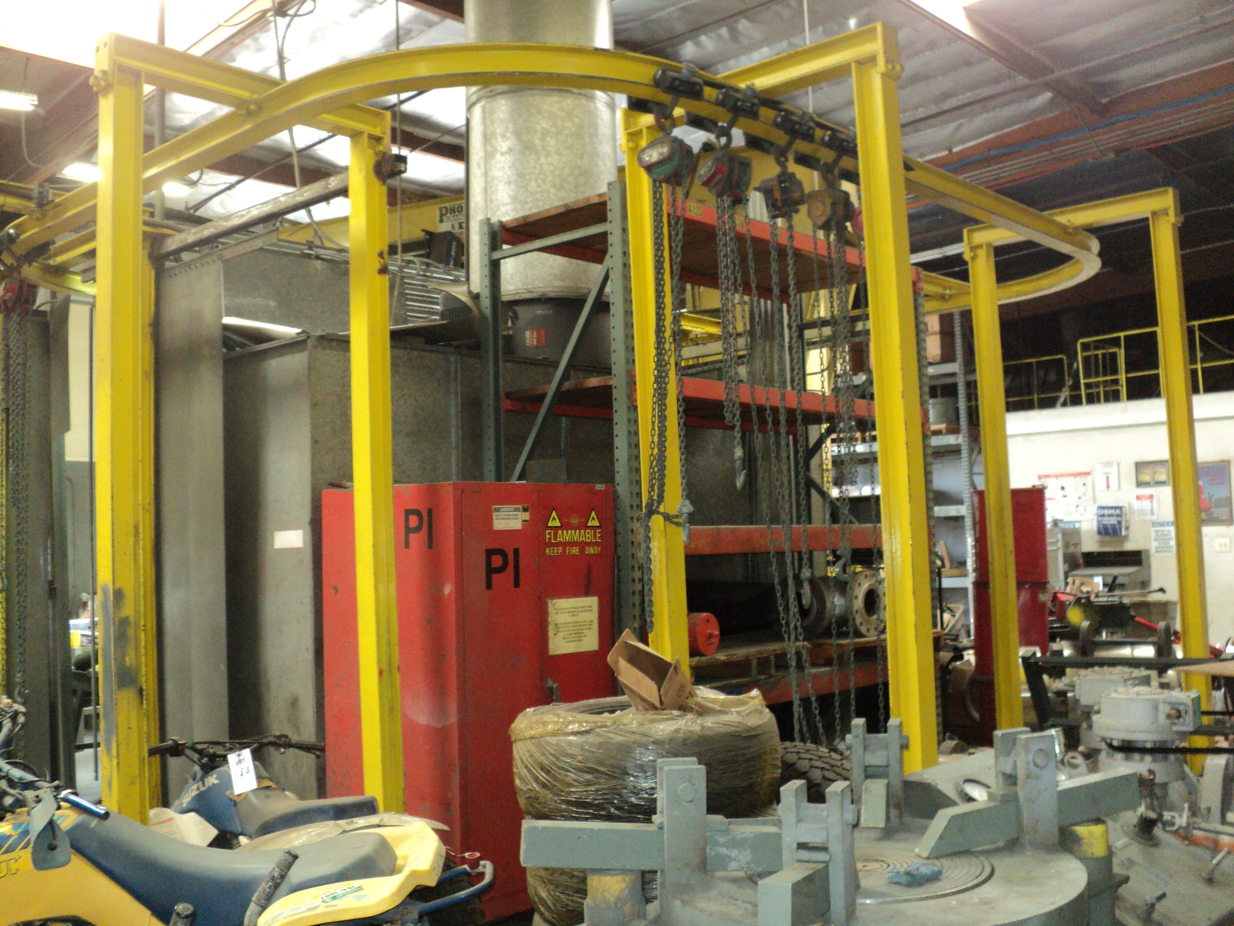 PAINT BOOTH, 14' LR x 10' FB x 14' H, OPEN SLIDE WITH MONORAIL HOIST