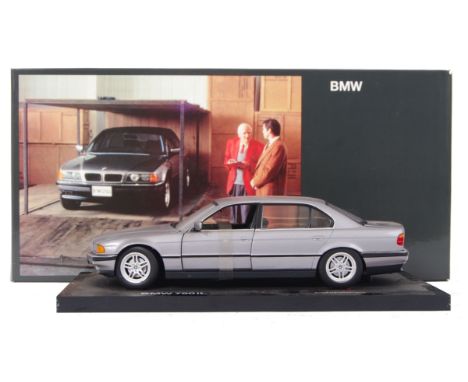 A James Bond 007 1:24 scale diecast model BMW from Tomorrow Never Dies made by UT / Minichamps. Precision model, complete and