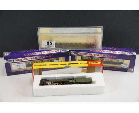 Three boxed N gauge engine / rolling stock to include 2 x Dapol (NC023 B Set GWR 6736 Revised Bogie &amp; NC013 GWR 193) and 