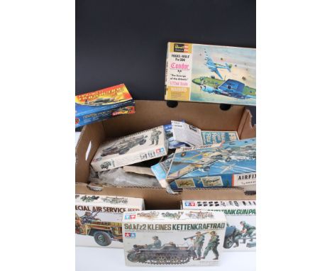 Model Kits - Around 30 boxed plastic model kits and figure sets to include Tamiya, Airfix, Hasegawa, Matchboxand Revell, main