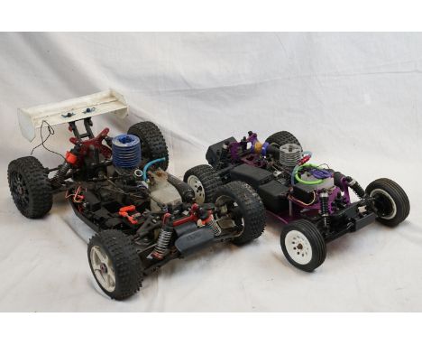 A CEN Nitro Stadium truck 2WD with CEN NT16 engine together with a Laro Nitro SH27-P3 engine 4WD 1/12 chassis. 