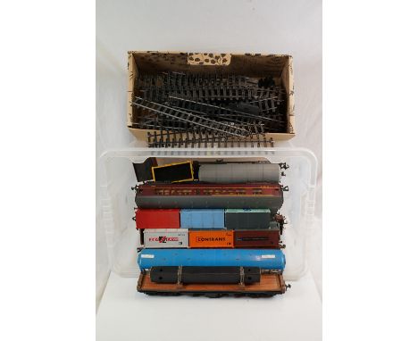 14 Lima O gauge items of rolling stock to include Flatbeds with Containers, LMS Coach, Open Wagon etc plus a quantity of trac