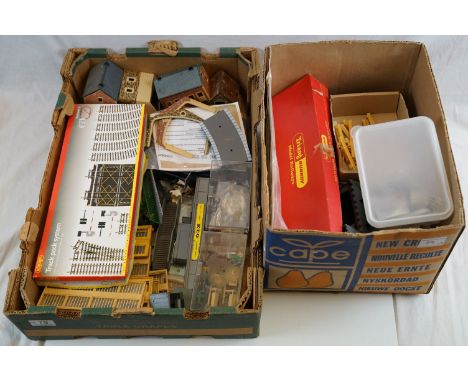 Quantity of OO gauge model railway to include plastic trackside buildings, boxed Hornby R8017 Track Pack System, rolling stoc
