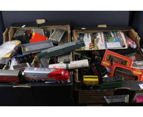 Collection of OO gauge model railway to include locomotives, various rolling stock, platform, boxed Triang Hornby rolling sto