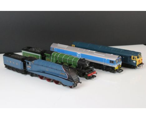 Four OO gauge locomotives to include 3 x Hornby (Flying Scotsman, Yeoman Kenneth J Painter &amp; Illustrious) and Bachmann Ma