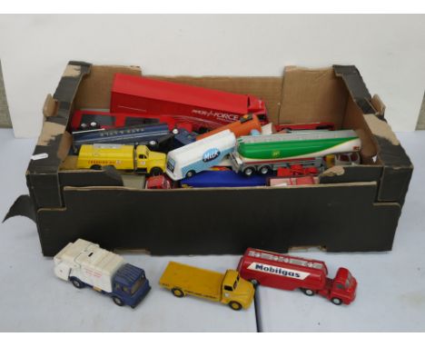 Box of approx 30 loose playworn diecast model lorries and tankers, mid 20th century onwards, Corgi, Dinky etc, to include Cor