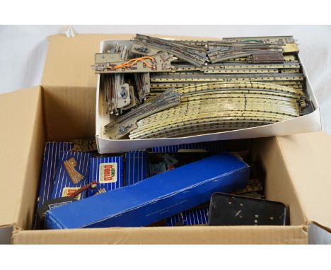 Quantity of Hornby Dublo 3 rail model railway to include Royal Mail coach, tracl, boxed D1 Turntable, Switch Points etc 