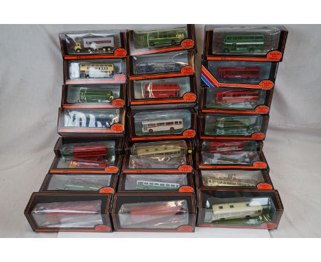 24 Boxed 1:76 EFE Exclusive First Edition diecast models buses, vg 