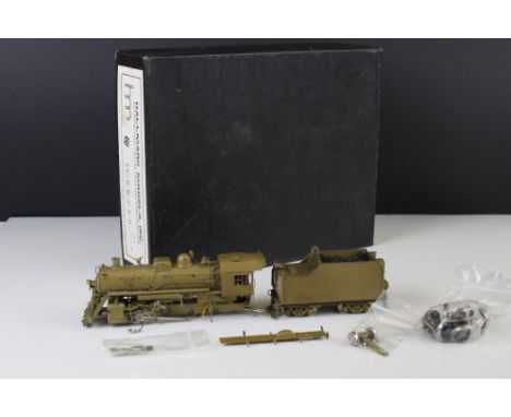 Boxed Hallmark Models INC HO gauge ICRR 2-8-0 brass locomotive &amp; tender, made in Korea by DongJin, model incomplete, gd b