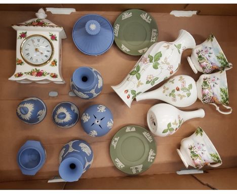 A mixed collection of items to include Wedgwood Wild Strawberry vases, Wedgwood jasperware items, Royal Albert Old Country Ro