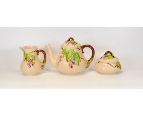 Wade Bramble pattern Tea for One Set comprised of teapot, lidded sugar bowl and milk jug. 