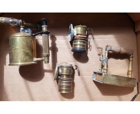 A mixed collection of vintage brassware items to include Swedish made blow torch, brass iron (complete with heating stone) an