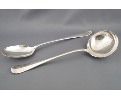 A silver Hanoverian rat tail pattern stuffing spoon and ladle, Sheffield 1910, 31cm long, 430 grams