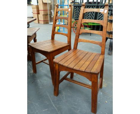 A SET OF FOUR UNUSUAL ARTS AND CRAFTS STYLE OAK LADDER BACK SIDE CHAIRS WITH DISHED SLAT SEATS.  (4)