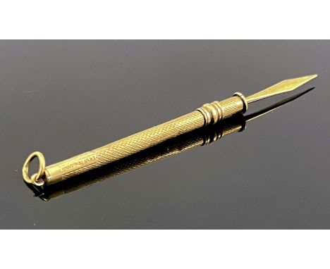 A 9ct gold propelling implement, Cohen &amp; Charles, Birmingham, engine turned cylindrical form, 2.6g