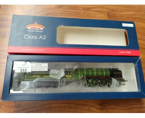 Bachmann A2 Locomotive with tender with box . 