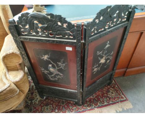 Oriental fire screen with mother of pearl inlays depicting birds 