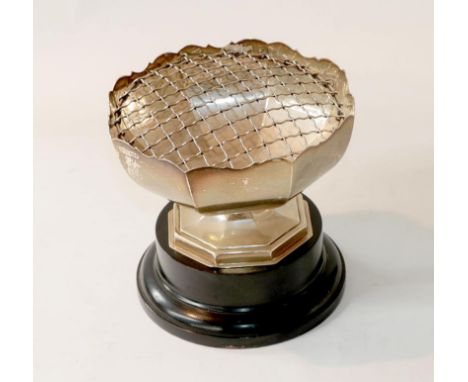 An Elizabeth II silver rose bowl, by Harrison Fisher and Co., Sheffield, 1977, octagonal and on conforming foot, with detacha