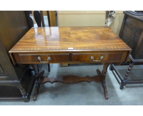 A Regency style mahogany sofa table