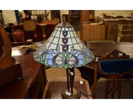 Reproduction Tiffany style light fitting