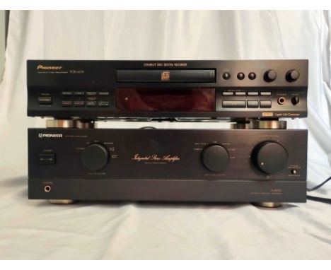 Pioneer A400 Amplifier and PDR-609 CD Player/ Recorder CONDITION REPORT: Both tested and appears to be working, CD record fun