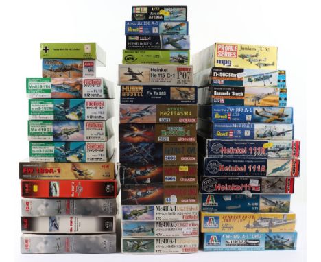 Thirty-six 1:72 scale W.W.II German model Aircraft kits, 5xDragon kits various Heinkel HE21 Bombers, 3xItaleri two Junkers JU