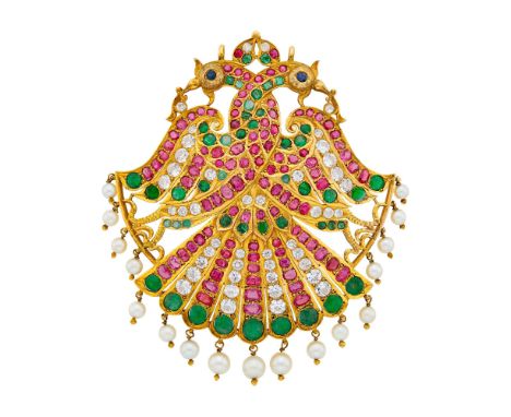 Round, oval and cushion-shaped rubies and emeralds, round white sapphires, 17 pearls ap. 7.0 to 4.6 mm., ap. 31.8 dwts.Tests 