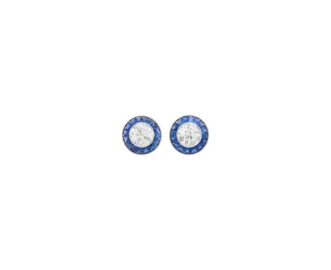 2 old-mine cut diamonds weighing 2.38 cts., 32 French-cut sapphires ap. 1.55 cts., ap. 3 dwts. Diamonds: 1.18 and 1.20 cts., 