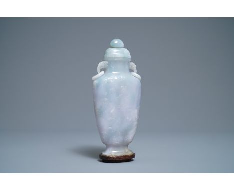 A Chinese jade 'immortals' vase and cover, 19th C. -- H.: 25 cm (incl. stand)Ê Weight: 1175 gr.   ---   Condition reports, hi